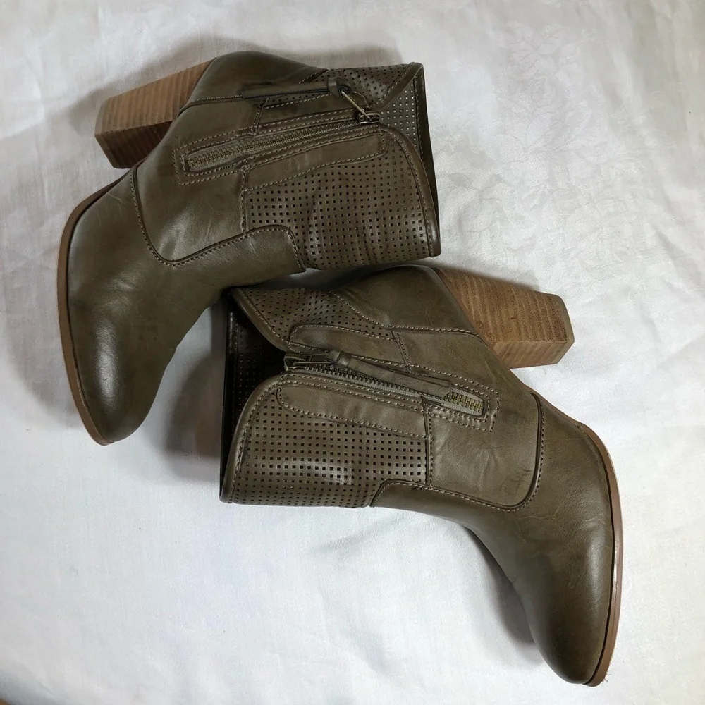 Report Jamie Heeled Boots